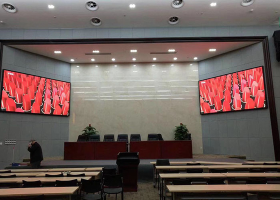P1.2 P1.8 1R1G1B Wewnętrzny pełnokolorowy wyświetlacz LED Fine Pitch Ściana wideo