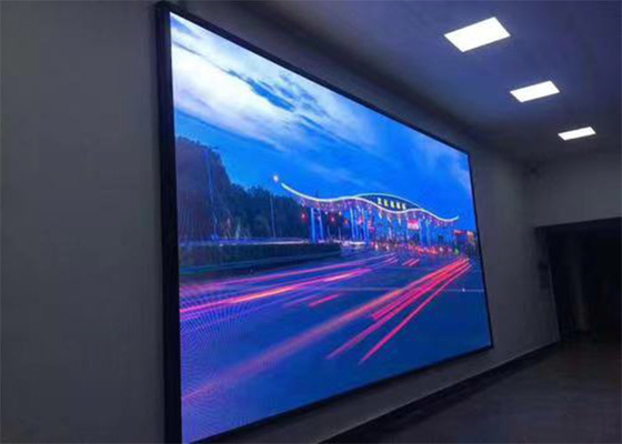 P1.667 Montowany na ścianie kryty kolorowy wyświetlacz LED Odlewany ciśnieniowo aluminium