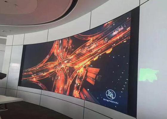 P1.8 Gigantyczny miękki, elastyczny, zginany ekran LED do oznakowania reklamowego